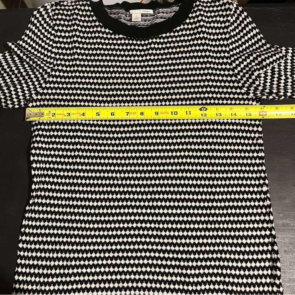 Halogen Sweater Womens XS Long Sleeve Geometric Design Black White Cotton Modal - Picture 8 of 9
